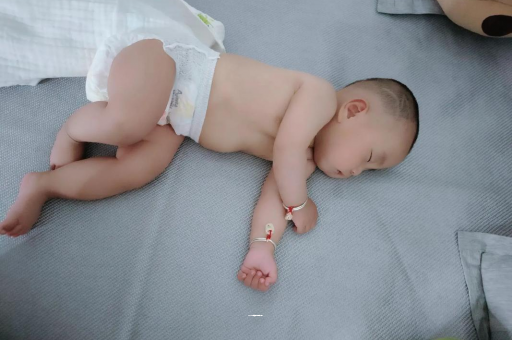 咸宁宝宝积食发烧怎么处理